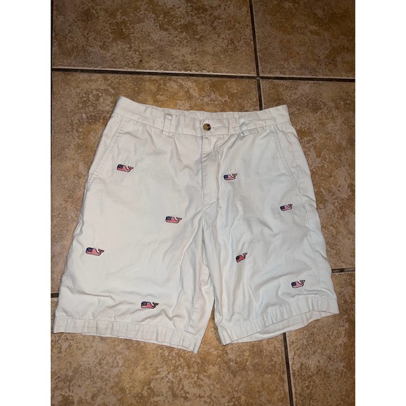 Vineyard Vines Other - Mens Vineyard Vines Shorts Size 32
